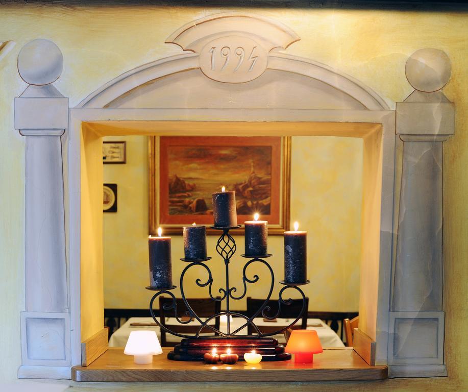 Garni Hotel Azur リュブリャナ エクステリア 写真