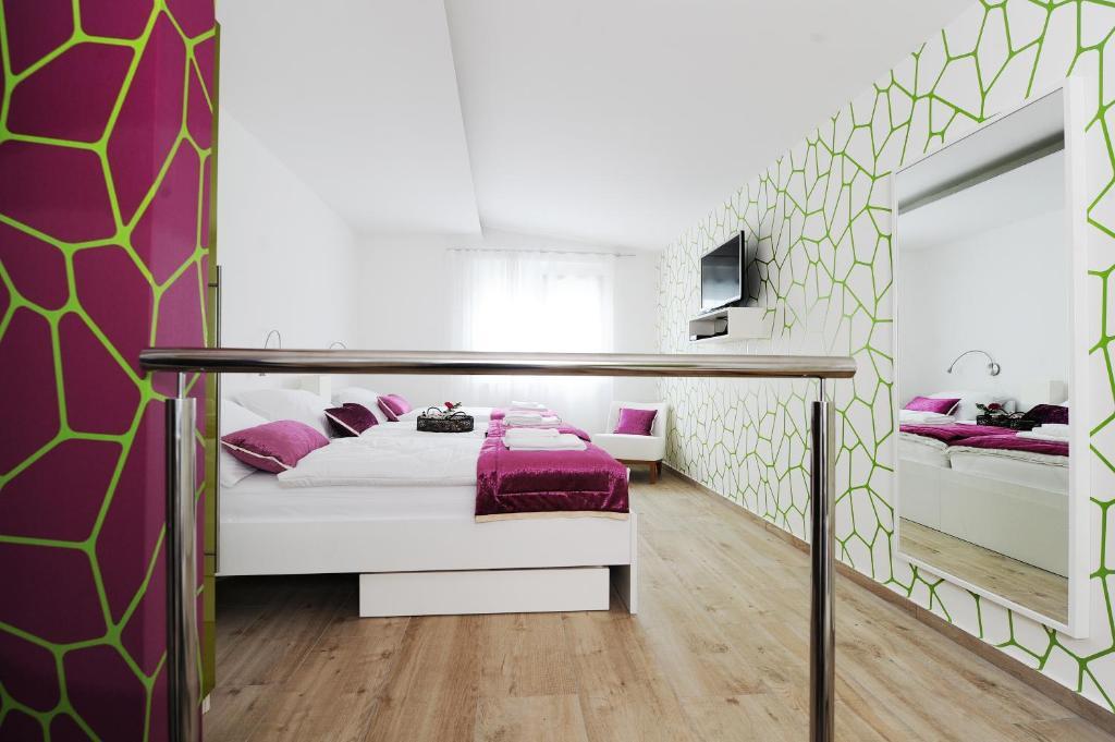 Garni Hotel Azur リュブリャナ 部屋 写真