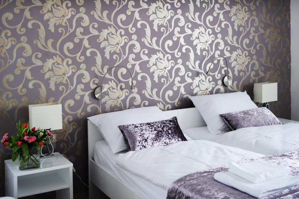Garni Hotel Azur リュブリャナ 部屋 写真